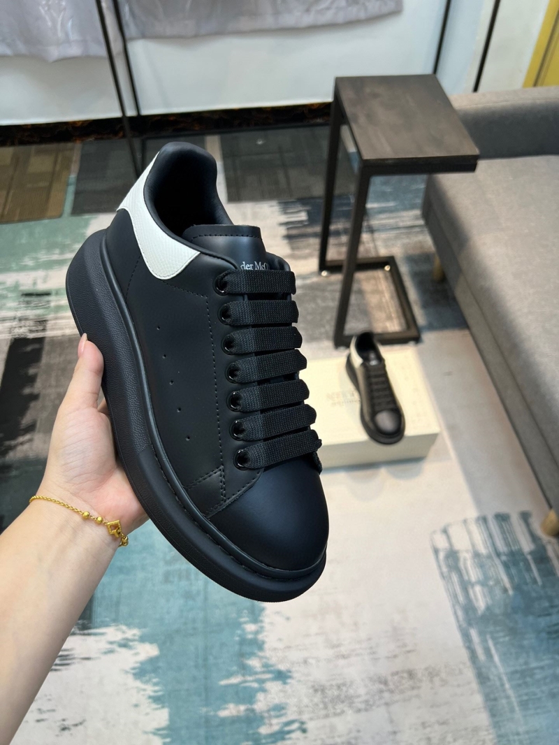 Alexander Mcqueen Casual Shoes